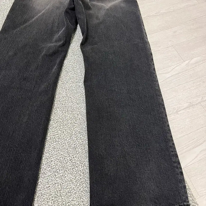 [BUNJANG] VALLIE True Wide Denim Pants - Rail Black / 벨리에 트루 와이드 데님 팬츠 - 레일 블랙 W28/L32