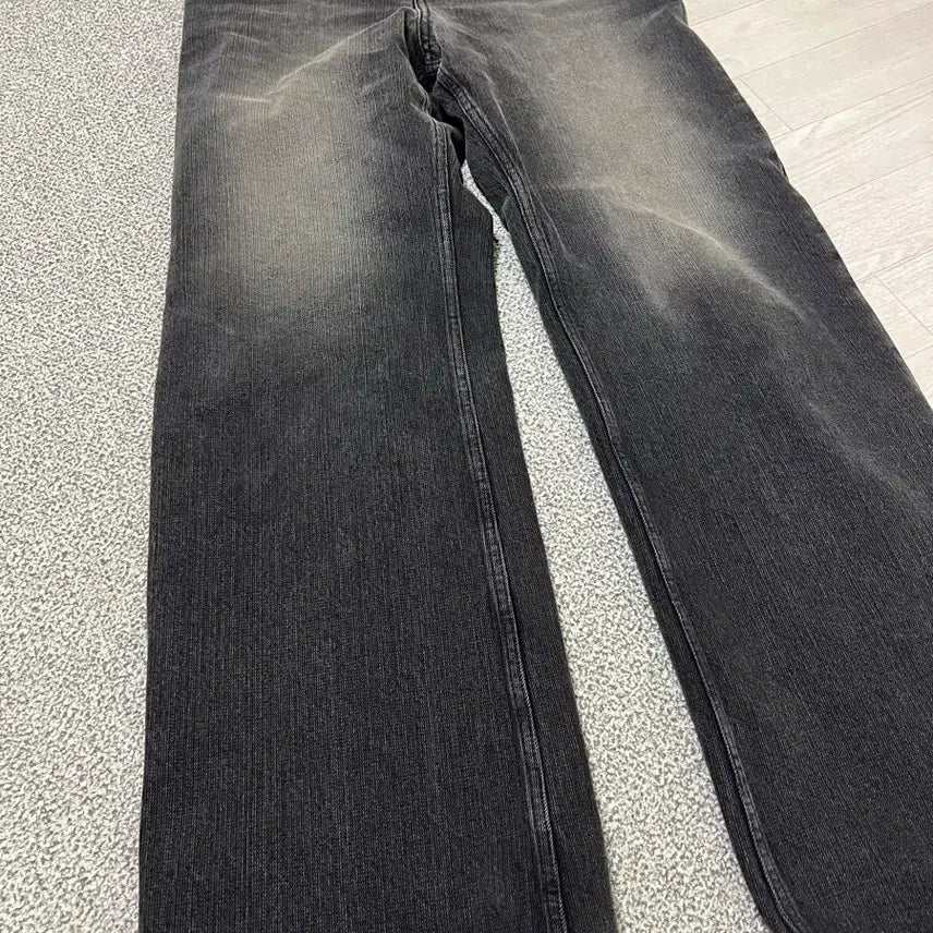 [BUNJANG] VALLIE True Wide Denim Pants - Rail Black / 벨리에 트루 와이드 데님 팬츠 - 레일 블랙 W28/L32