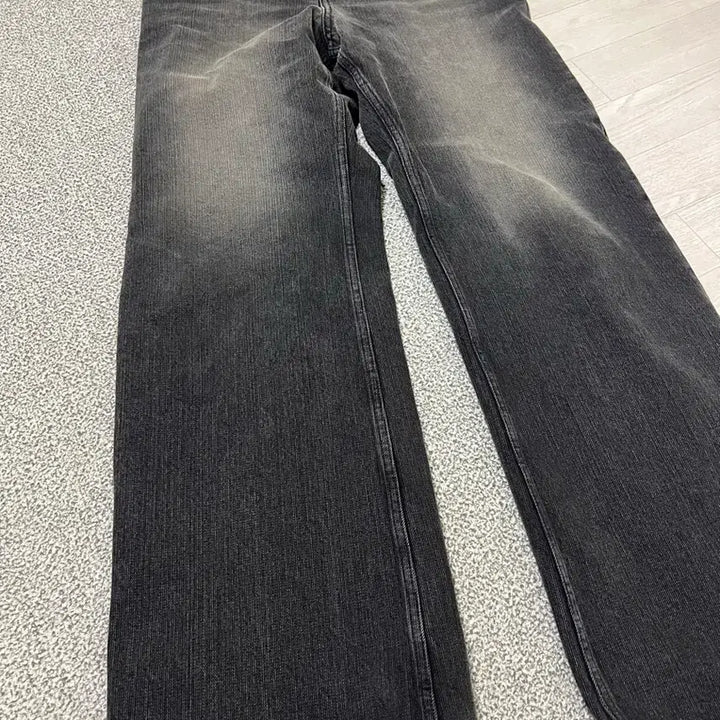 [BUNJANG] VALLIE True Wide Denim Pants - Rail Black / 벨리에 트루 와이드 데님 팬츠 - 레일 블랙 W28/L32