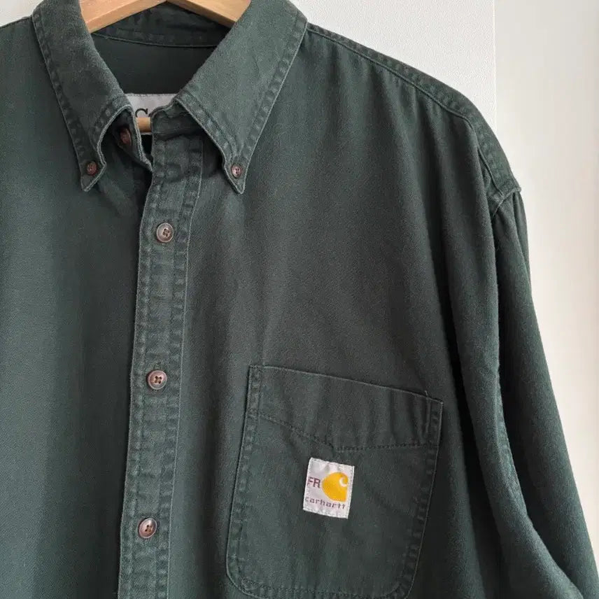 [SOLD OUT] 칼하트 딥그린 셔츠