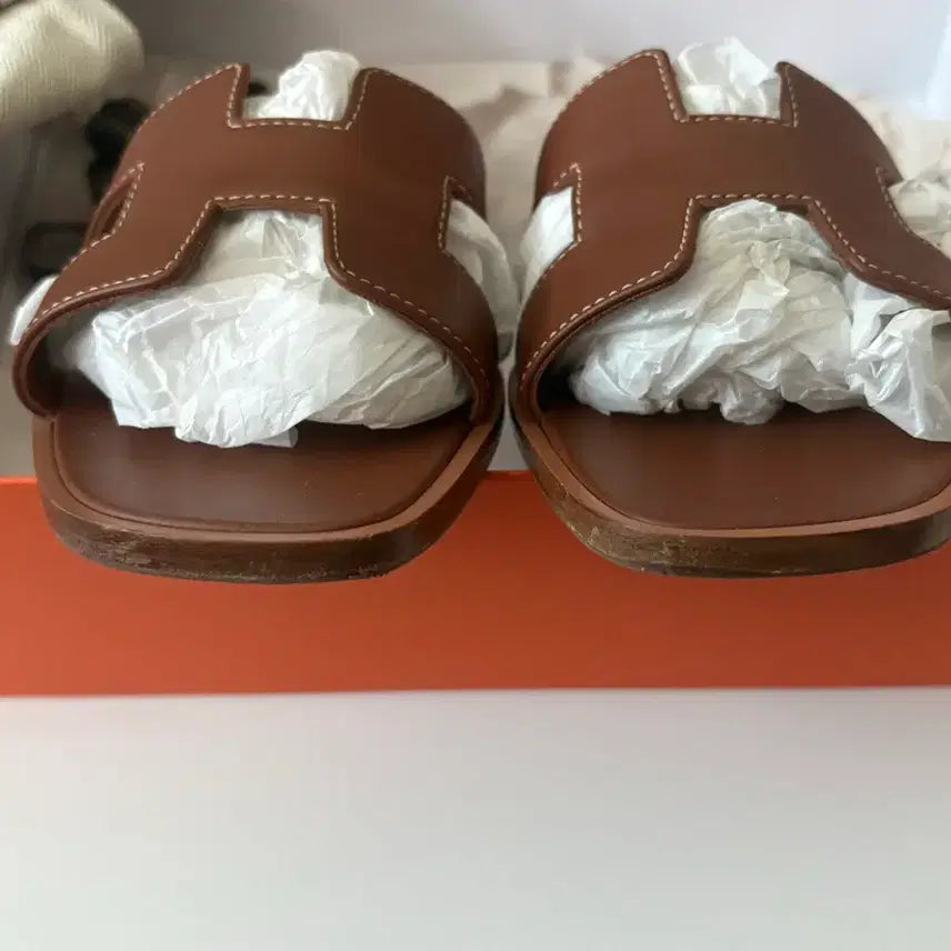 [BUNJANG] Hermès Oran Gold Sandals / 에르메스 오란 골드(브라운) 35.5