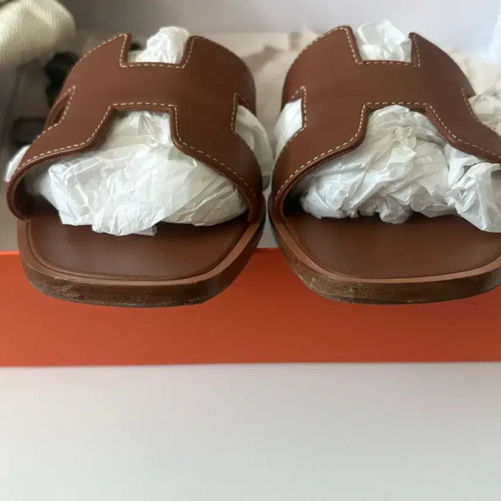 [BUNJANG] Hermès Oran Gold Sandals / 에르메스 오란 골드(브라운) 35.5