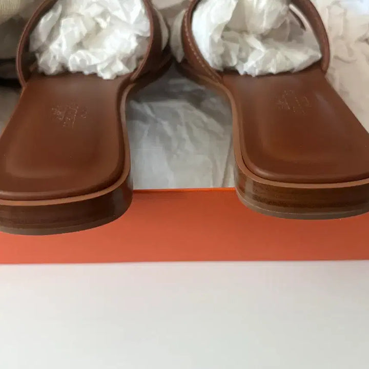 [BUNJANG] Hermès Oran Gold Sandals / 에르메스 오란 골드(브라운) 35.5