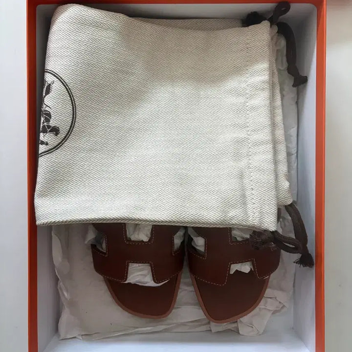 [BUNJANG] Hermès Oran Gold Sandals / 에르메스 오란 골드(브라운) 35.5