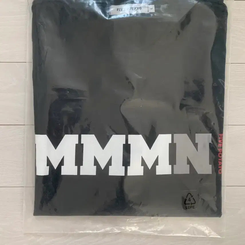 [BUNJANG] MIMIMINU Merchandise T-shirt / 미미미누 굿즈 티셔츠