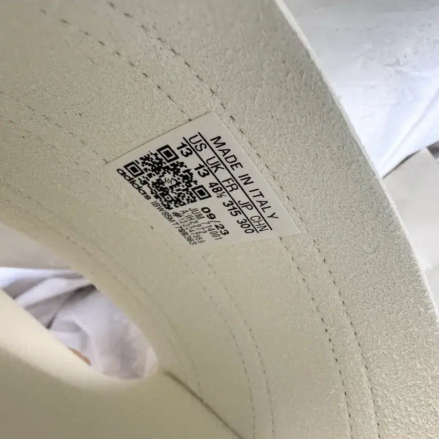 [SOLD OUT] (새제품) [US13] 아디다스 피어오브갓 애슬레틱 아딜렛 슬라이드