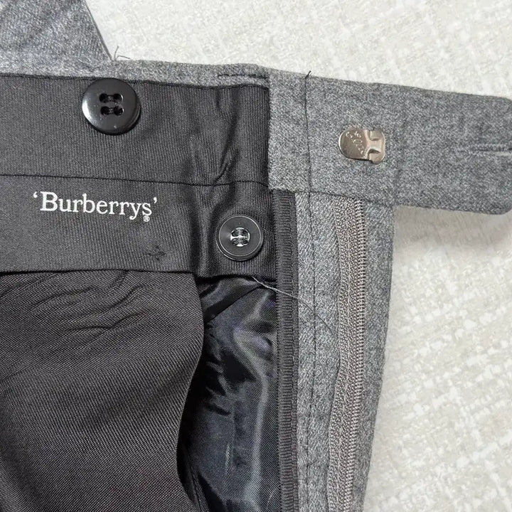 [BUNJANG] Burberry Vintage Suit Pants Bundle Set / 버버리 정품 빈티지 정장바지 4장 일괄