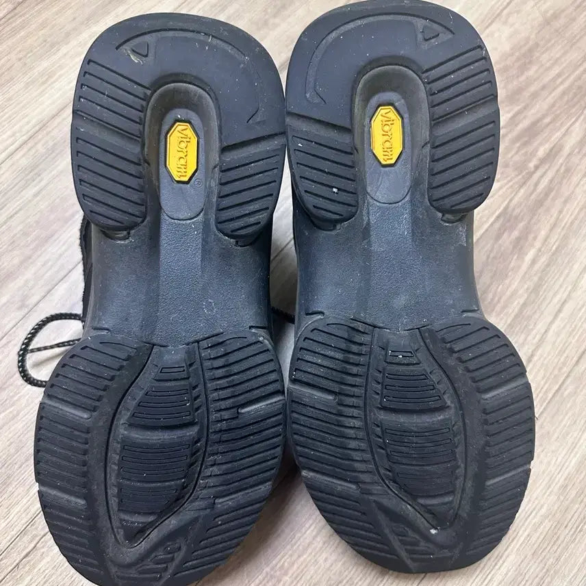 [BUNJANG] Andersson Bell Runners Sneakers 37 (240) / Andersson Bell 러너스니커즈 37(240)