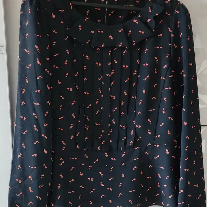 [SOLD OUT] 올리비아 하슬러 쉬폰블라우스