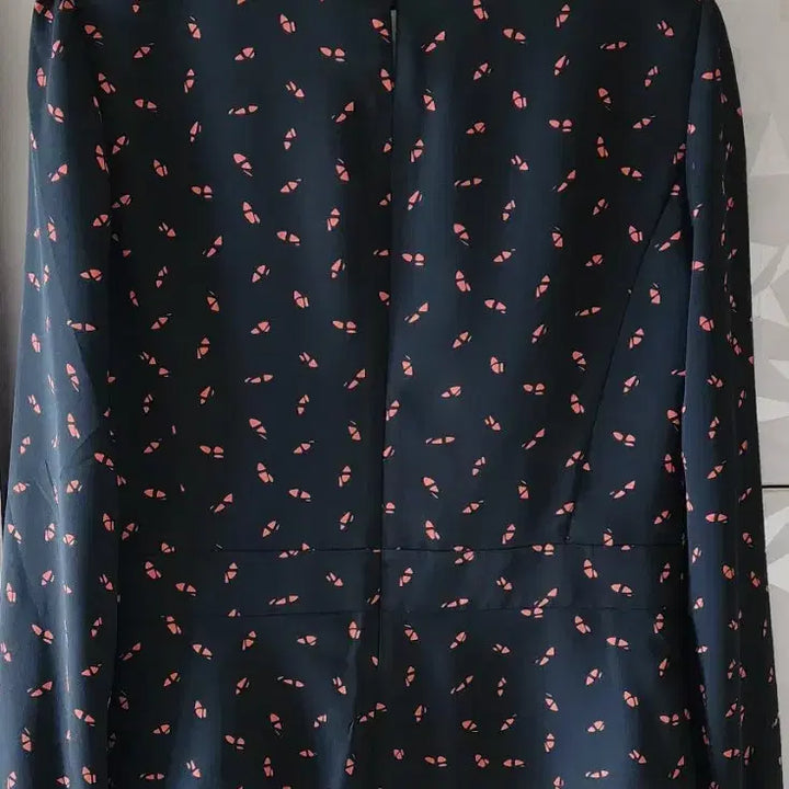 [SOLD OUT] 올리비아 하슬러 쉬폰블라우스