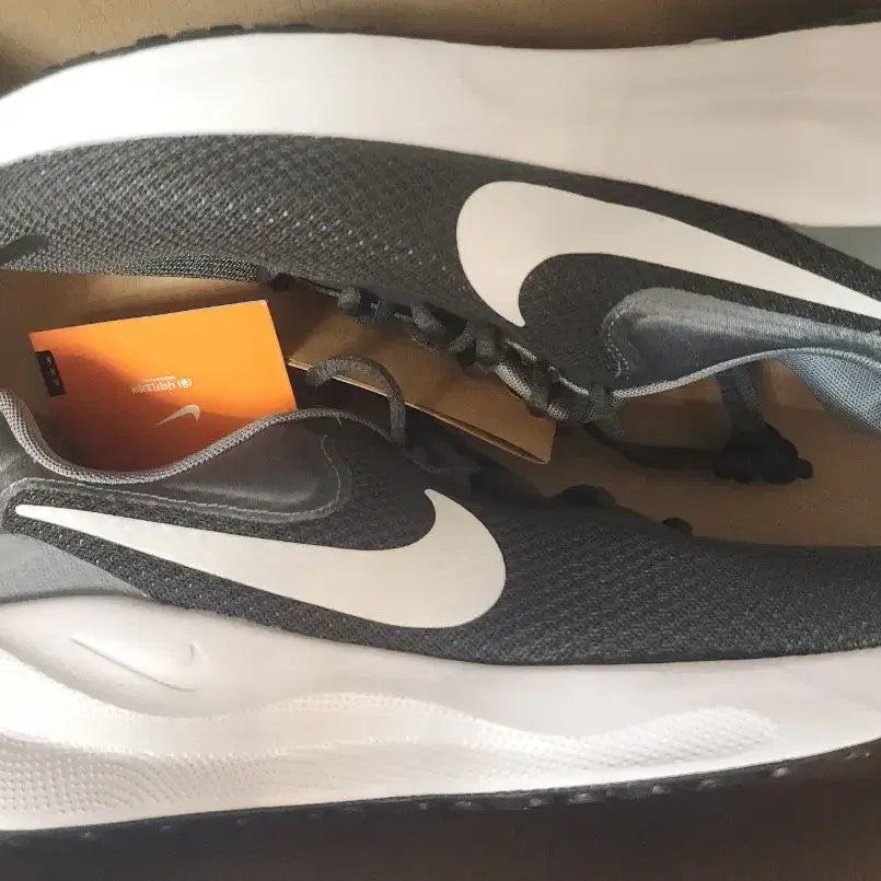 [BUNJANG] Nike Evolution 7 300mm Running Jogging Trail Walking Sneakers / 나이키 에볼루션7  300mm 런닝 조깅 트레일 워킹 스니커즈 맥스