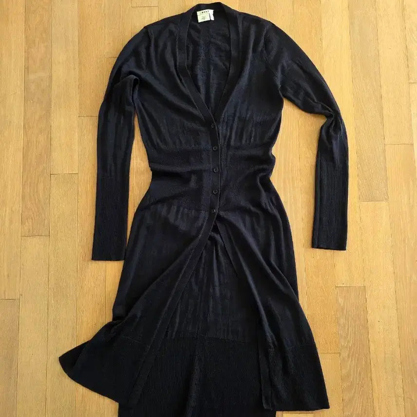 [BUNJANG] DKNY Merino Wool Long Cardigan XS Navy / DKNY 메리노울 롱 가디건 XS 원피스형 네이비