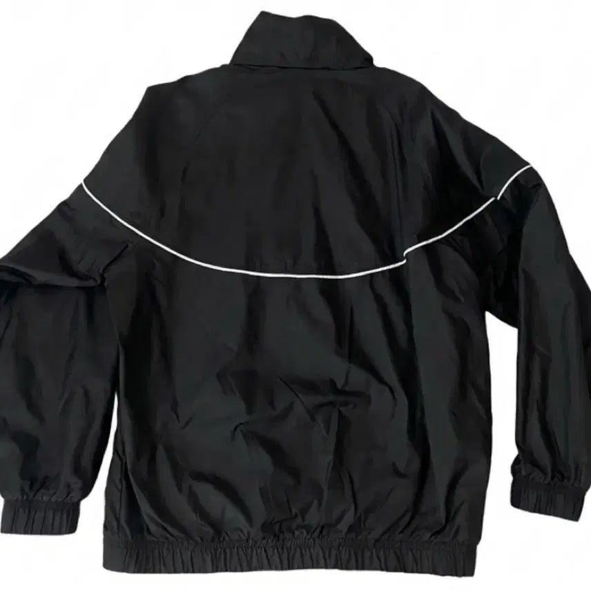 [BUNJANG] Liverpool FC 24-25 Windrunner Jacket (S) / 리버풀FC 윈드러너 24-25 리버풀 바람막이 S사이즈