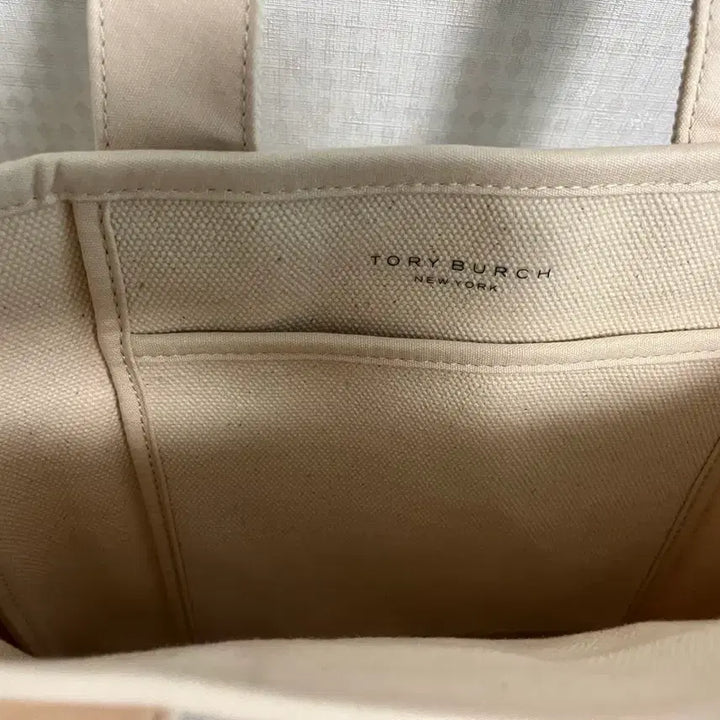 [SOLD OUT] 토리버치 캔버스 토트백 새상품 판매합니다.