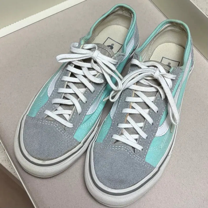 [BUNJANG] Vans Suede Sneakers Mint/Grey US 6 / 반스 스웨이드 스니커즈 민트/회색 230mm
