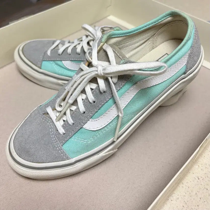 [BUNJANG] Vans Suede Sneakers Mint/Grey US 6 / 반스 스웨이드 스니커즈 민트/회색 230mm