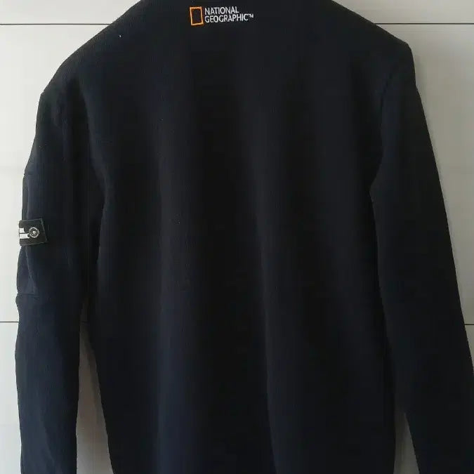 [BUNJANG] National Geographic Navy Knit Jumper Size L / 내셔널지오그래픽 네이비 L 사이즈 니트식점퍼 상태좋음