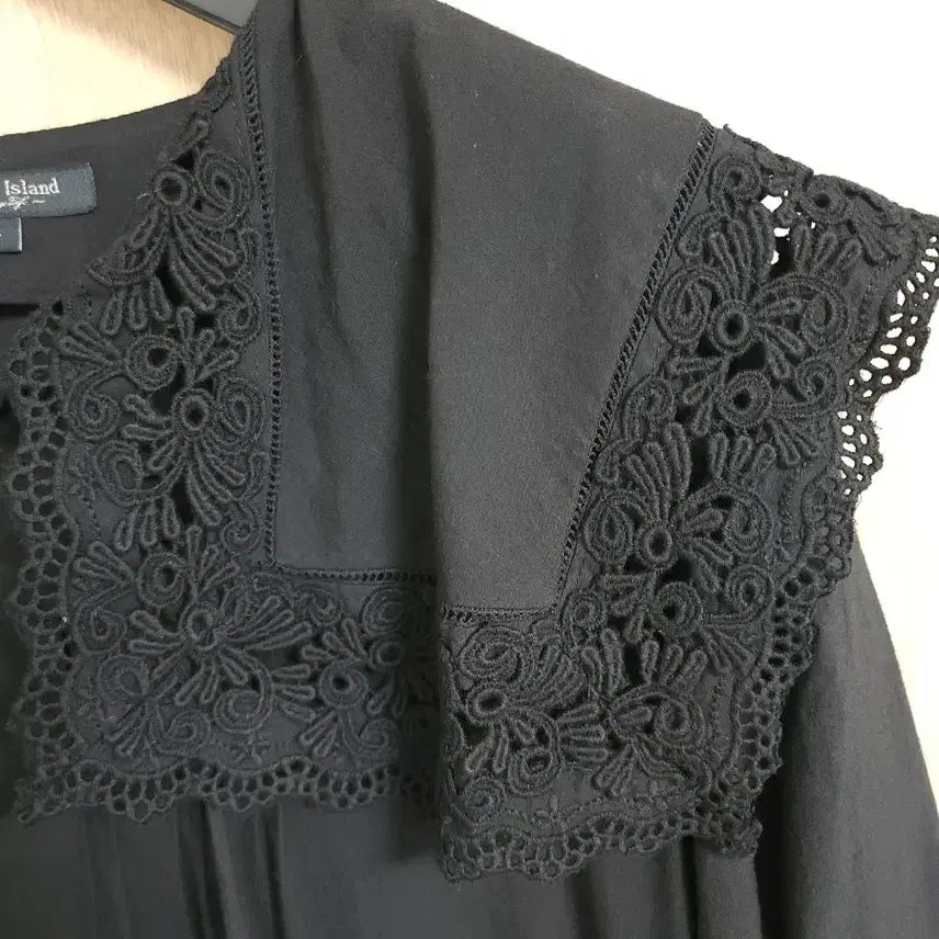 [BUNJANG] Thursday Island Lace Big Collar Flare Long Dress / 22년도 써스데이아일랜드) 레이스 빅카라 원피스