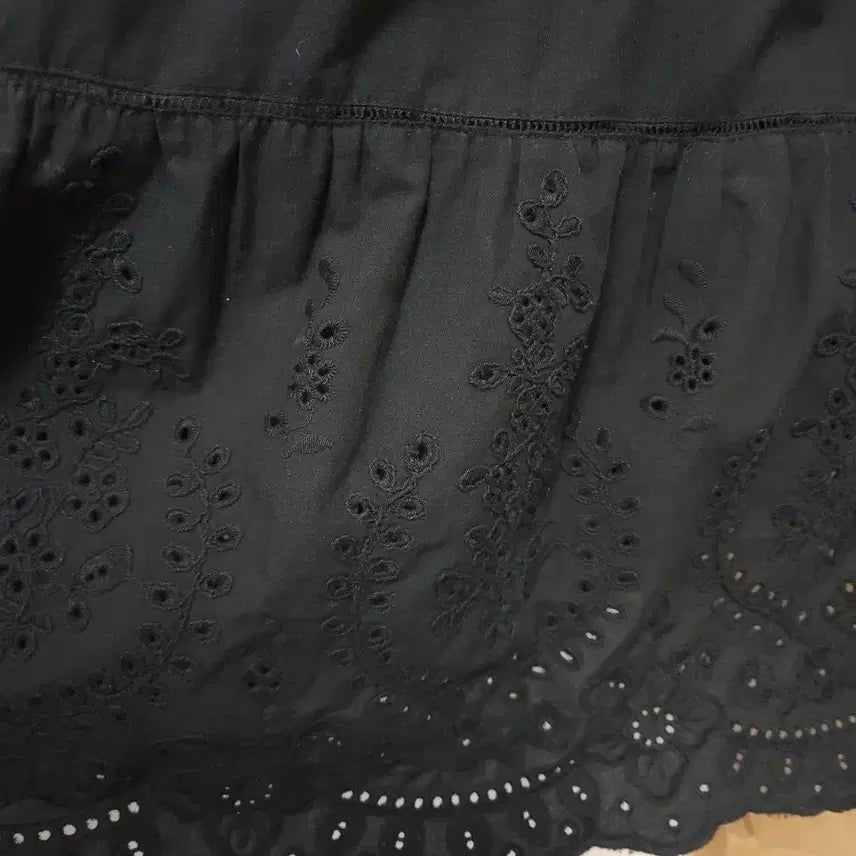 [BUNJANG] Thursday Island Lace Big Collar Flare Long Dress / 22년도 써스데이아일랜드) 레이스 빅카라 원피스