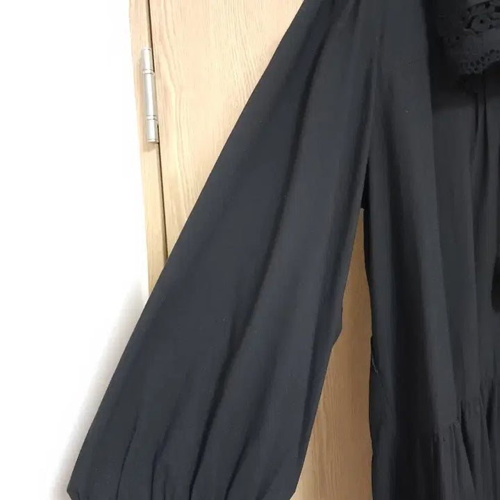 [BUNJANG] Thursday Island Lace Big Collar Flare Long Dress / 22년도 써스데이아일랜드) 레이스 빅카라 원피스
