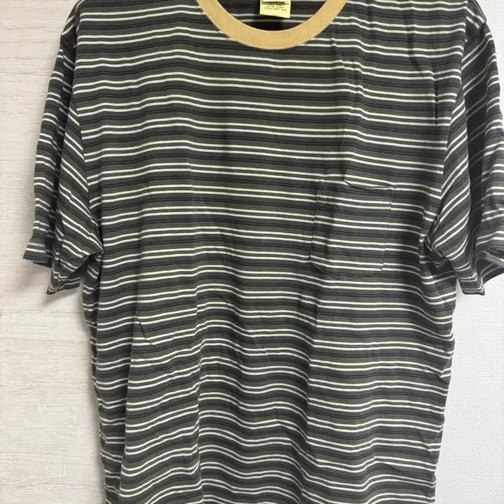 [SOLD OUT] 카키스 보더티 3size 팝니다