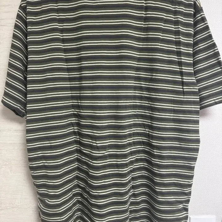 [SOLD OUT] 카키스 보더티 3size 팝니다