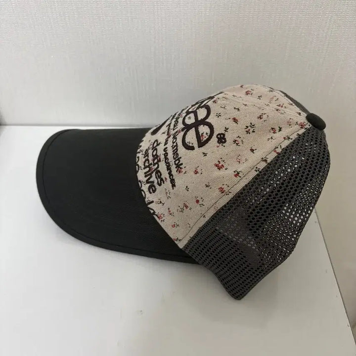 [SOLD OUT] (반택포가격) 에이이에이이 캡모자