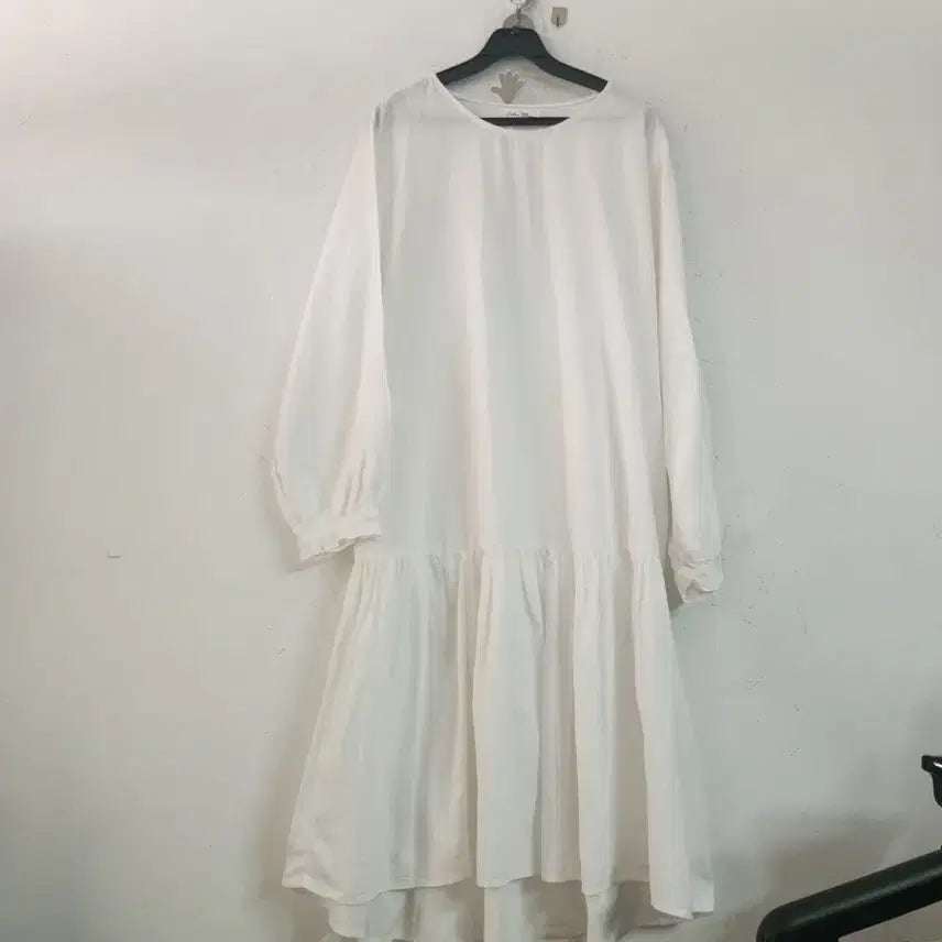 [BUNJANG] White Long Flare Dress / 화이트 롱 원피스 플레어 스타일