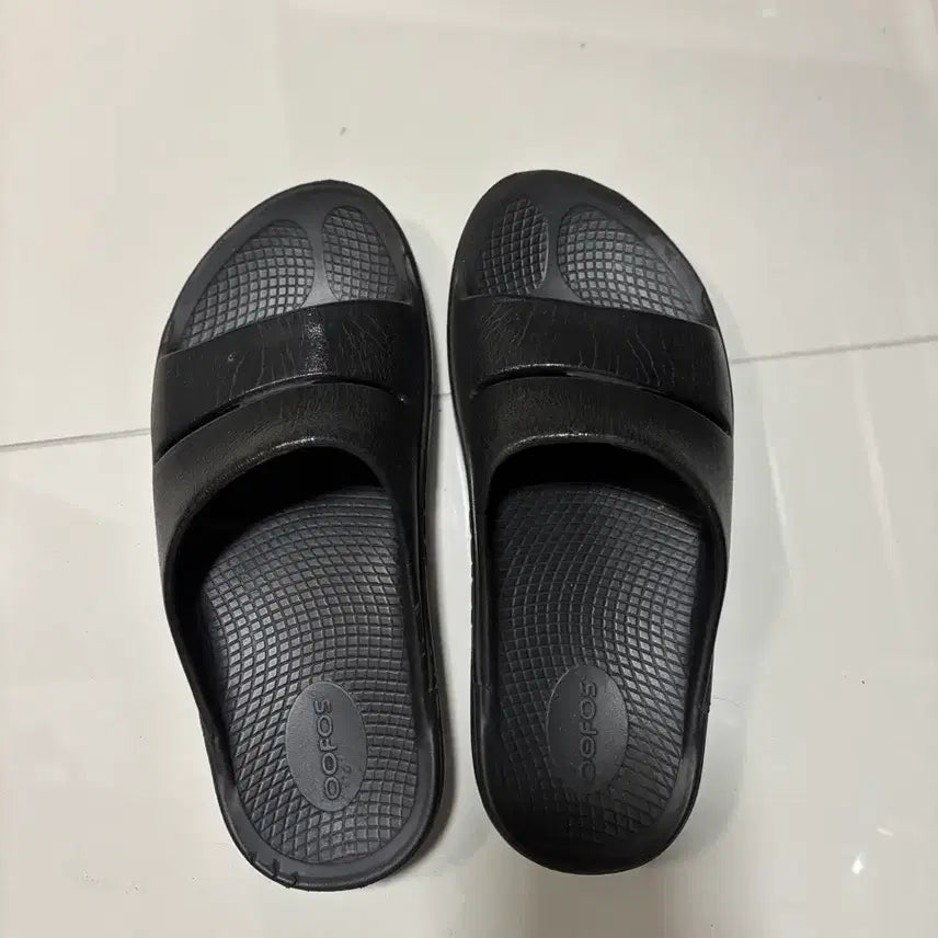 [BUNJANG] UFOs Black 260 Slippers / 우포스 슬리퍼 블랙 260
