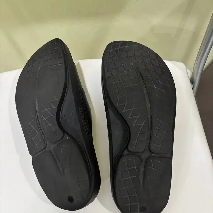 [BUNJANG] UFOs Black 260 Slippers / 우포스 슬리퍼 블랙 260