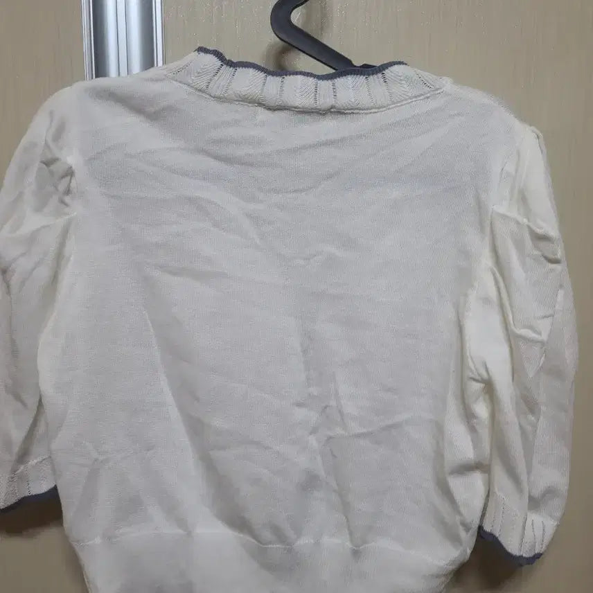 [BUNJANG] Crop Cotton Shoulder Cardigan / 크롭 면 어깨벌른가디건:귀엽고 쫀쫀하고 고급딥니다