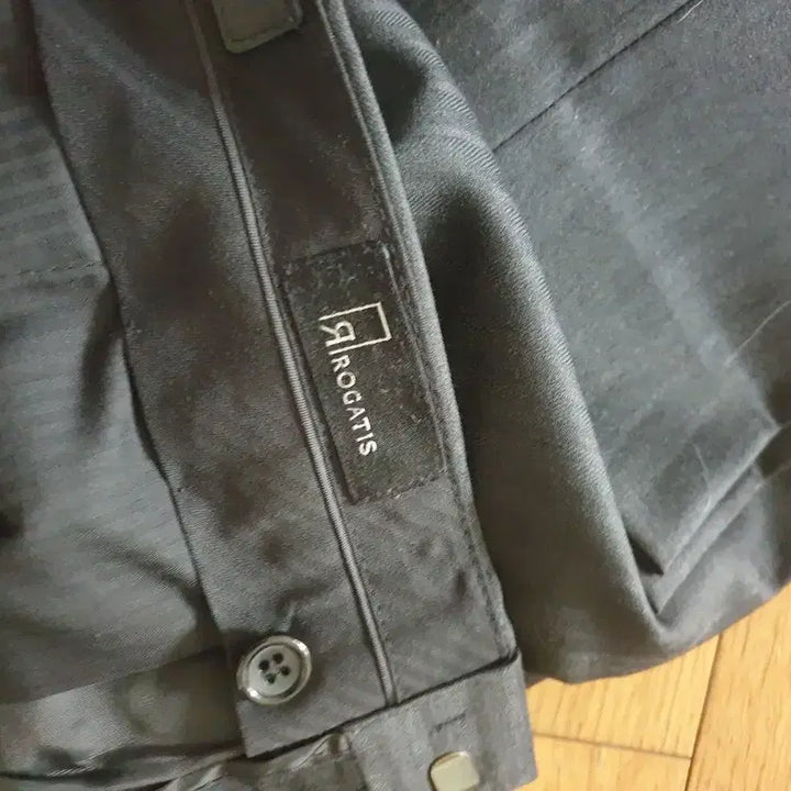 [SOLD OUT] 로가디스 남성 정장세트 상의 97하의82 진회색