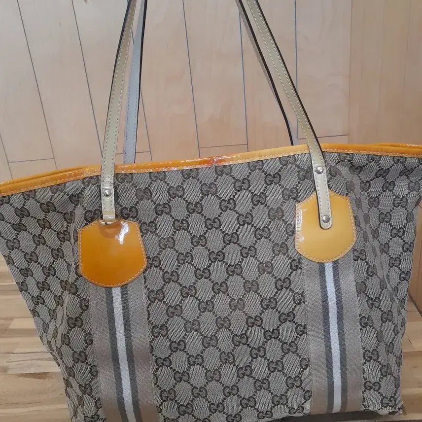 [BUNJANG] Gucci GG Canvas Joyly Tote Bag (For Repair) / 정품] 구찌 GG캔버스 조일리 토트백 (리폼용/수선필요)