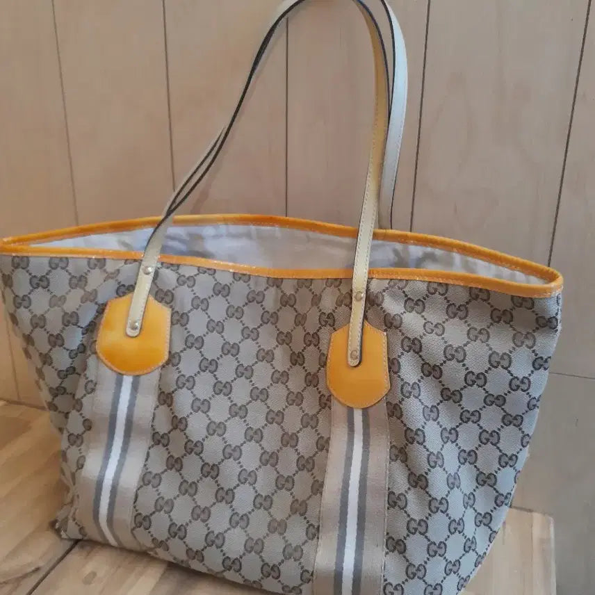 [BUNJANG] Gucci GG Canvas Joyly Tote Bag (For Repair) / 정품] 구찌 GG캔버스 조일리 토트백 (리폼용/수선필요)