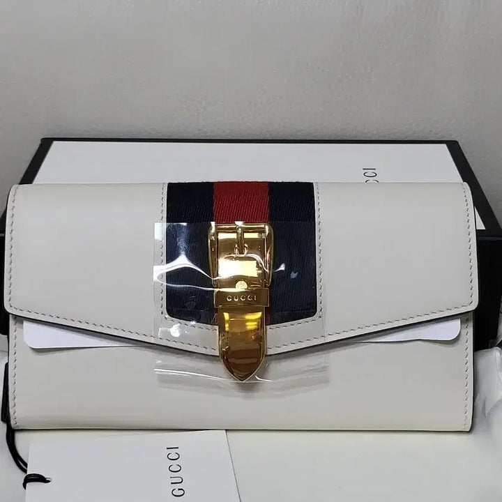 [SOLD OUT] 구찌 실비 장지갑 새상품