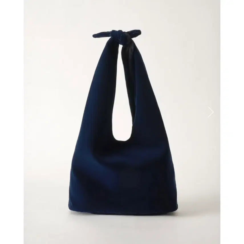 [BUNJANG] Urbanic 30 Evening Note Bag Velvet Navy / 얼바닉30 이브닝 노트백 벨벳 네이비컬러