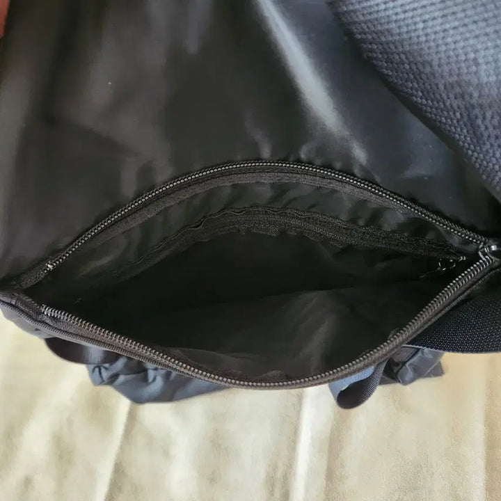 [BUNJANG] Porter Luggage Label Trek Convertible Nylon Daypack / Porter 요시다 포터 러기지 라벨 트렉 컨버터블 나일론 데이팩