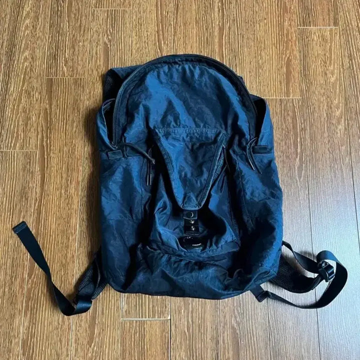 [BUNJANG] CP Company Lens Backpack Dark Navy / CP컴퍼니 렌즈 백팩 다크네이비
