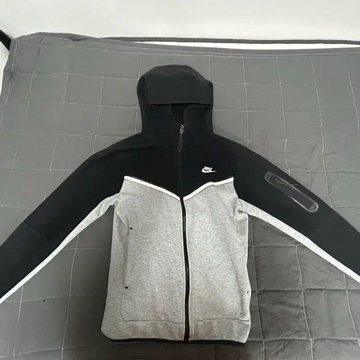[SOLD OUT] 나이키 테크팩 셋업
