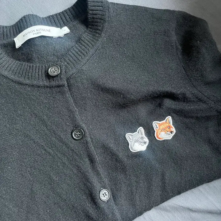[BUNJANG] Maison Kitsune Double Fox Cardigan Black / 메종키츠네 더블 폭스 가디건 블랙