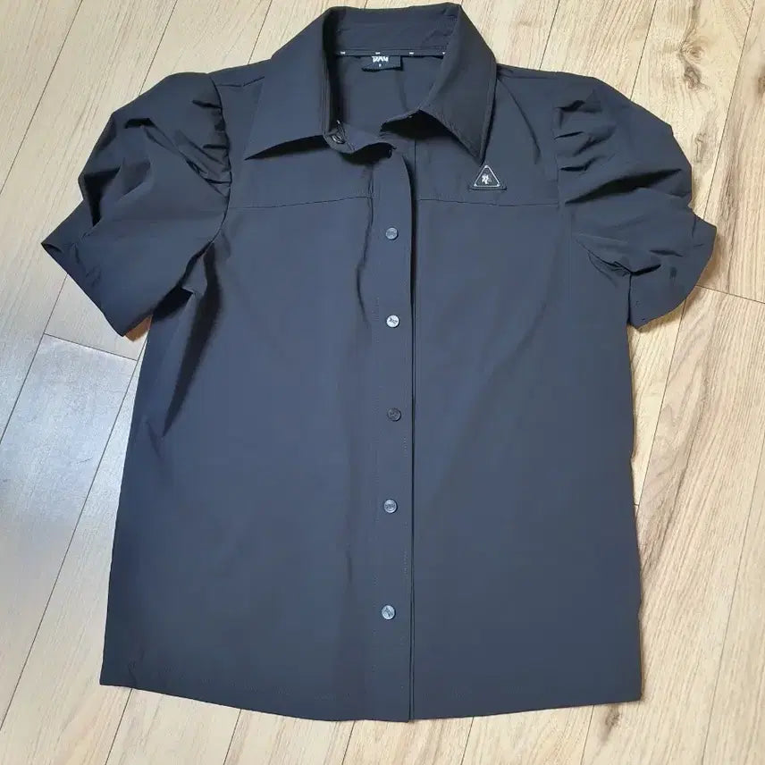 [SOLD OUT] PXG 반팔 셔츠 블랙 퍼프 소매 55사이즈 (백화점 정품입니다)