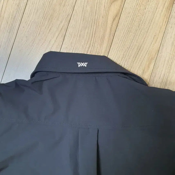 [SOLD OUT] PXG 반팔 셔츠 블랙 퍼프 소매 55사이즈 (백화점 정품입니다)