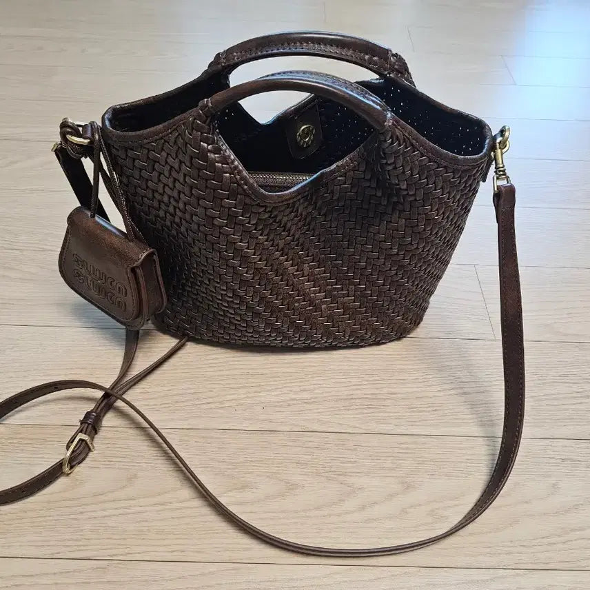 [BUNJANG] Crossbody Bag / 크로스백(1회 사용)