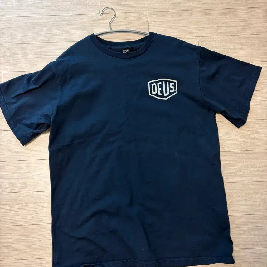 [BUNJANG] Deus Ex Machina Seoul Address T-shirt Navy / 데우스 엑스 마키나 서울 어드레스 티셔츠 네이비
