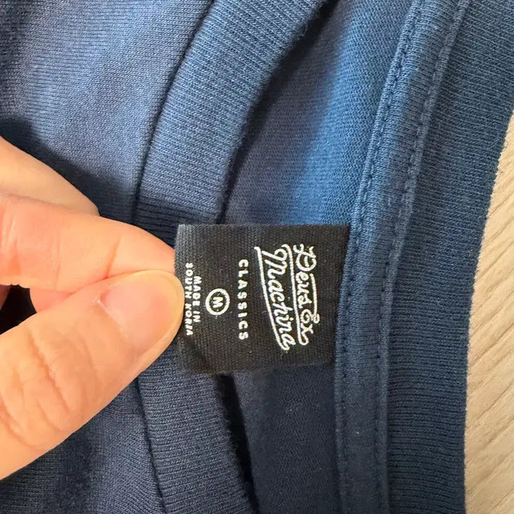 [BUNJANG] Deus Ex Machina Seoul Address T-shirt Navy / 데우스 엑스 마키나 서울 어드레스 티셔츠 네이비