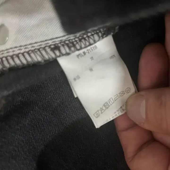 [BUNJANG] CIOTA New Straight 5P Denim Medium Black (32) / 시오타 뉴스트레이트 5p 데님(32)