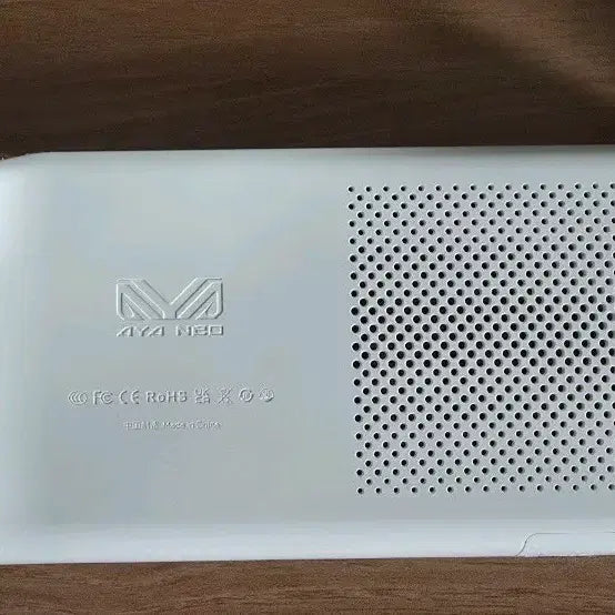 [BUNJANG] AYANEO Air Pro 5560U Handheld Gaming PC / 아야네오 에어 프로 5560U(AYANEO Air pro)