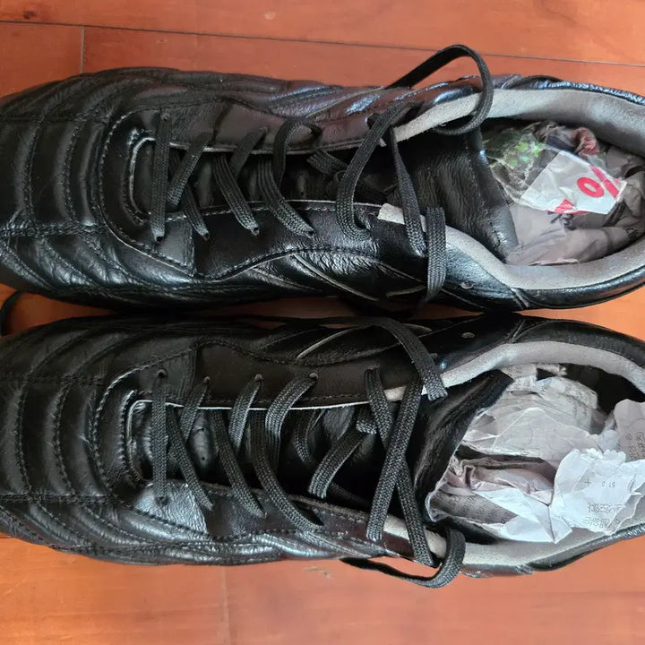 [BUNJANG] KELME 1.1 MG Soccer Cleats (All Black) / 켈미(KELME) 1.1 MG 축구화 275mm (올블랙)