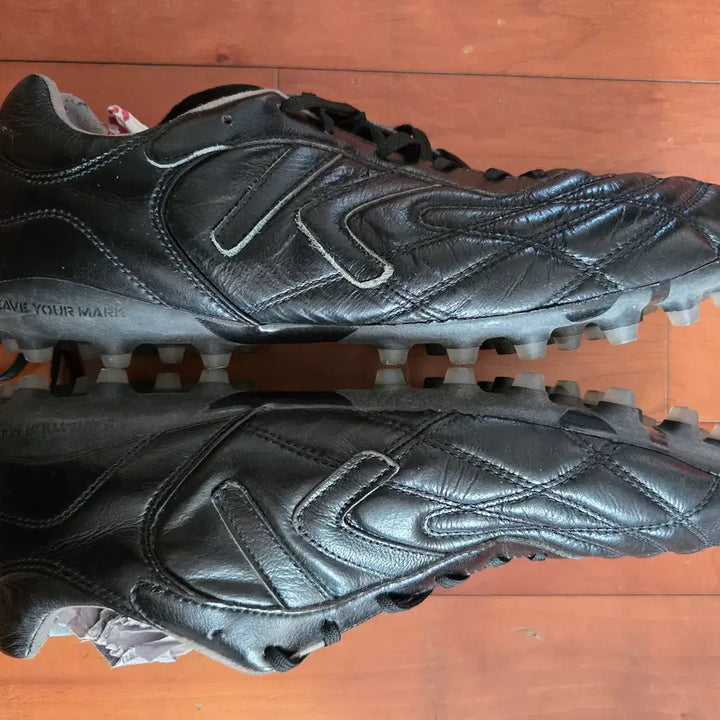 [BUNJANG] KELME 1.1 MG Soccer Cleats (All Black) / 켈미(KELME) 1.1 MG 축구화 275mm (올블랙)