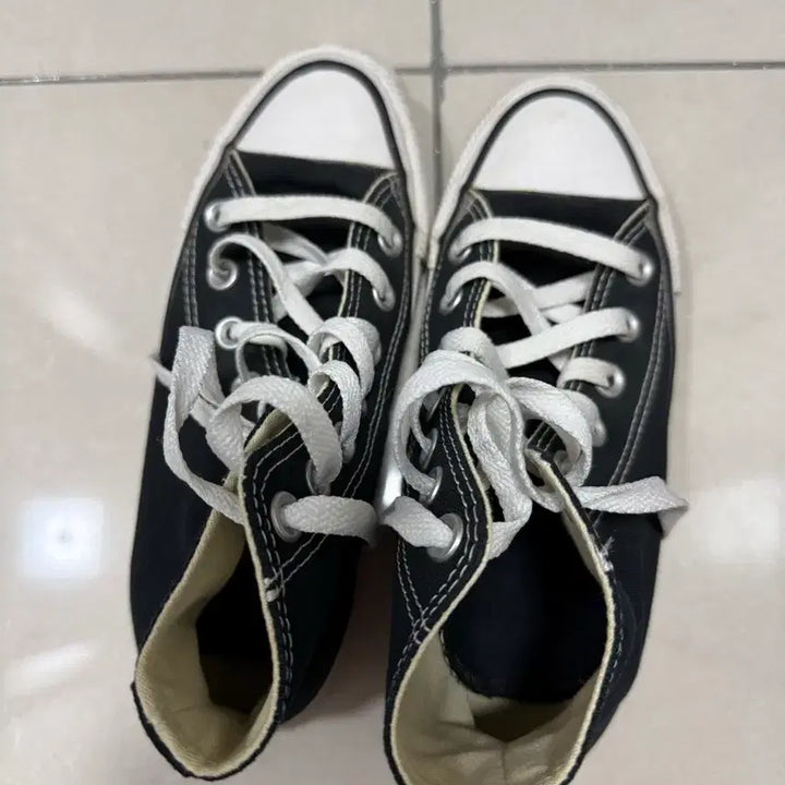 [BUNJANG] Converse Sneakers 230 / 컨버스화 230